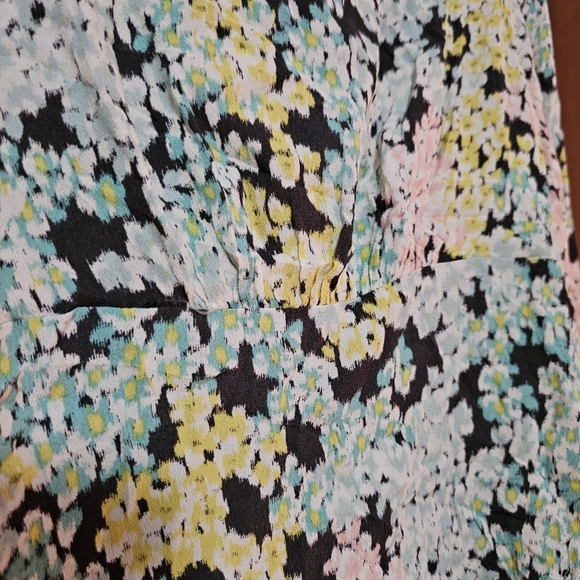 Loft Garden Smocked Cuff Square Neck Blouse - Picture 11 of 11